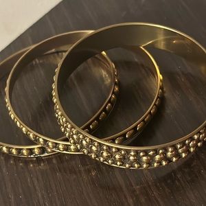 Bangle stack Sassy jones